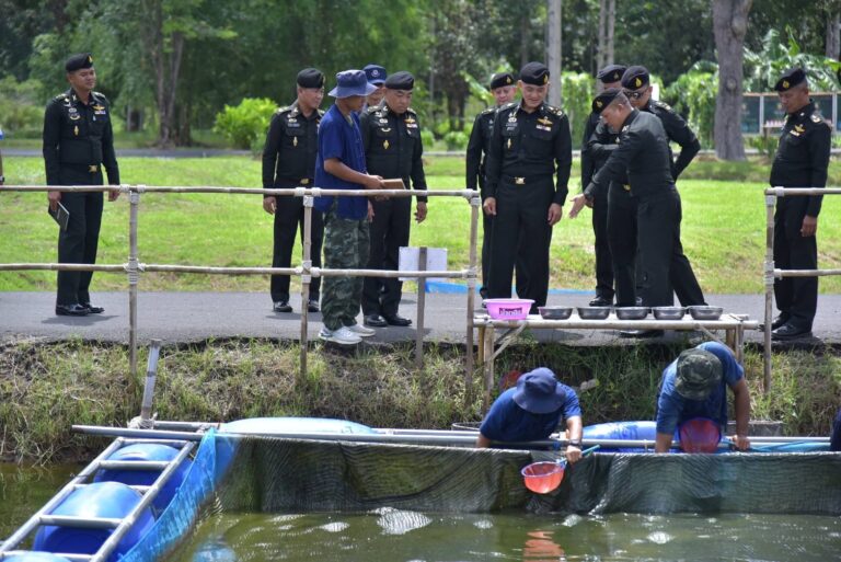 สำนักงานประสานงานโครงการอันเนื่องมาจากพระราชดำริและความมั่นคงกองทัพบก และคณะปฏิบัติภารกิจในพื้นที่ จ.สุรินทร์