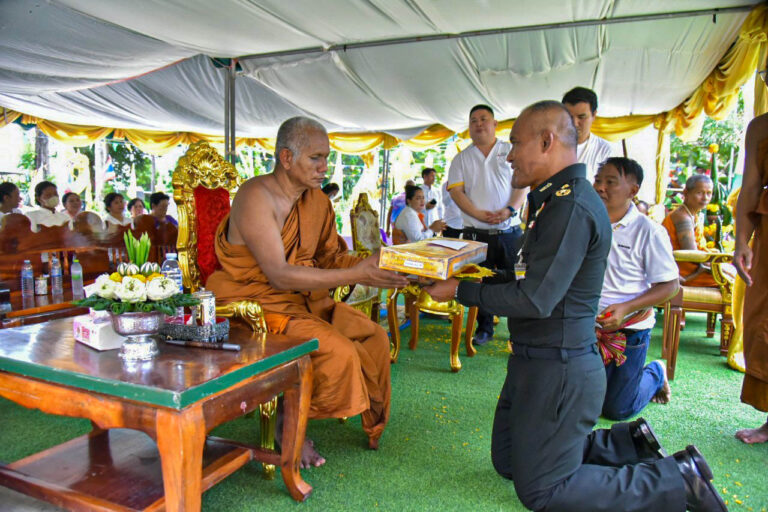 พิธีสมโภชเบิกพระเนตรพระสิวลีมหาลาภ ทอดผ้าป่าสามัคคี และพิธีเถราภิเษกถวายผ้าไตรสรงน้ำ