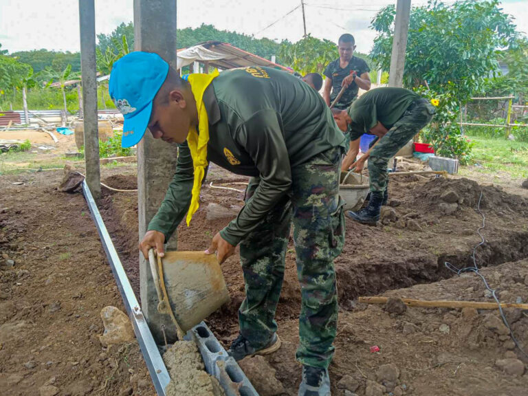 กองทัพบกสร้างบ้านทั่วไทย ถวายเป็นพระราชกุศล
