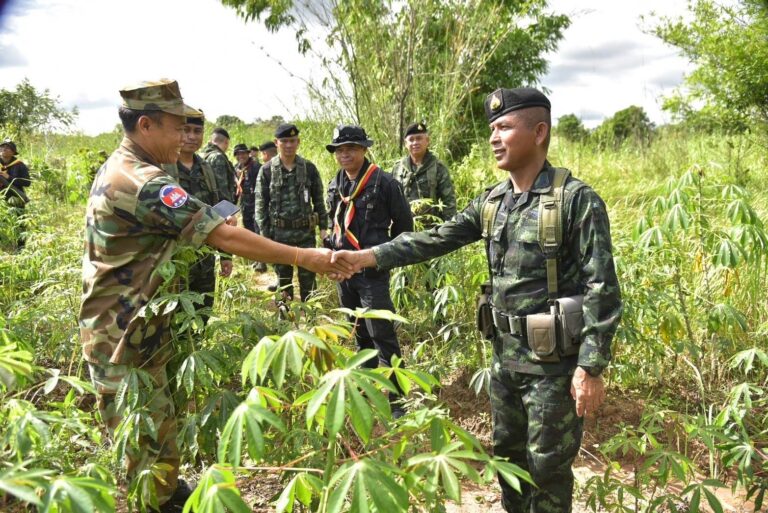 ลาดตระเวนในพื้นที่ชายแดนไทย – กัมพูชา