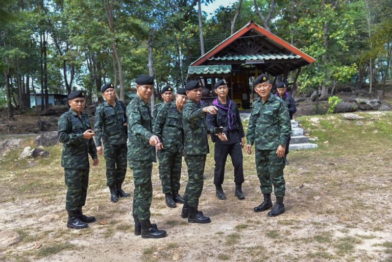 ผู้บัญชาการกองกำลังสุรนารี การตรวจเยี่ยมการปฏิบัติงานของหน่วยในพื้นที่ จ.อุบลราชธานี