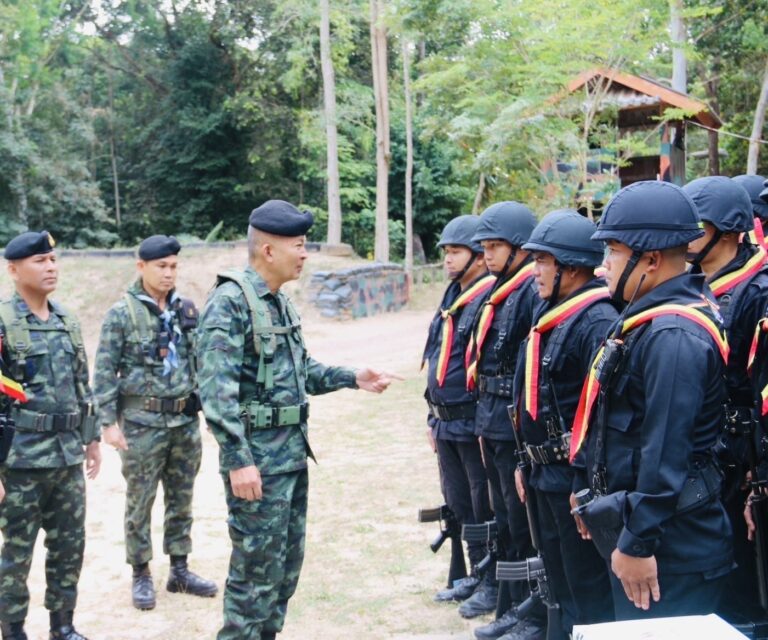 “ผู้บัญชาการกองกำลังสุรนารี ตรวจเยี่ยมกำลังพลช่วงเทศกาลปีใหม่”