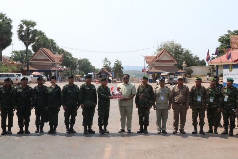คณะศูนย์ประสานงานชายแดนกับประเทศเพื่อนบ้าน ศูนย์ปฏิบัติการกองทัพบก ปฏิบัติภารกิจในพื้นที่กองกำลังสุรนารี