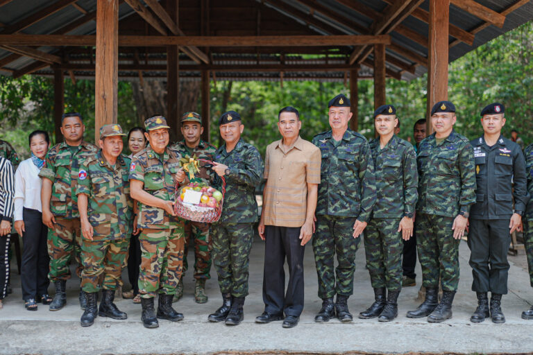 “ร่วมสืบสานประเพณีสงกรานต์”